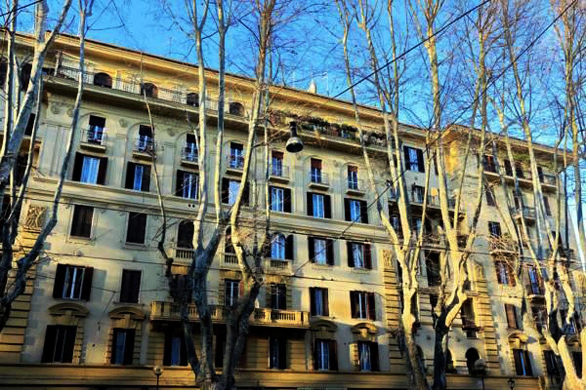 Gasthof Milizie 76 Gallery Rom